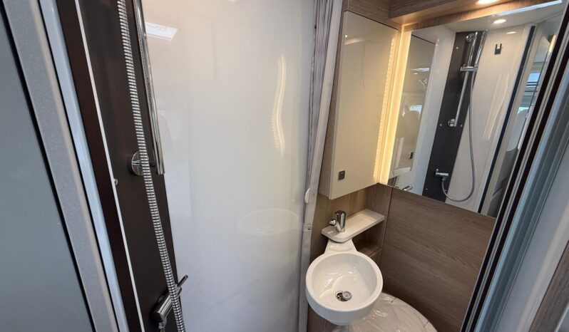
								BURSTNER NEXXO VAN T569 LETTO ALLA FRANCESE full									