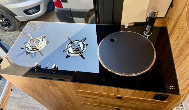 
								FONT VENDOME HORIZON 107 full									