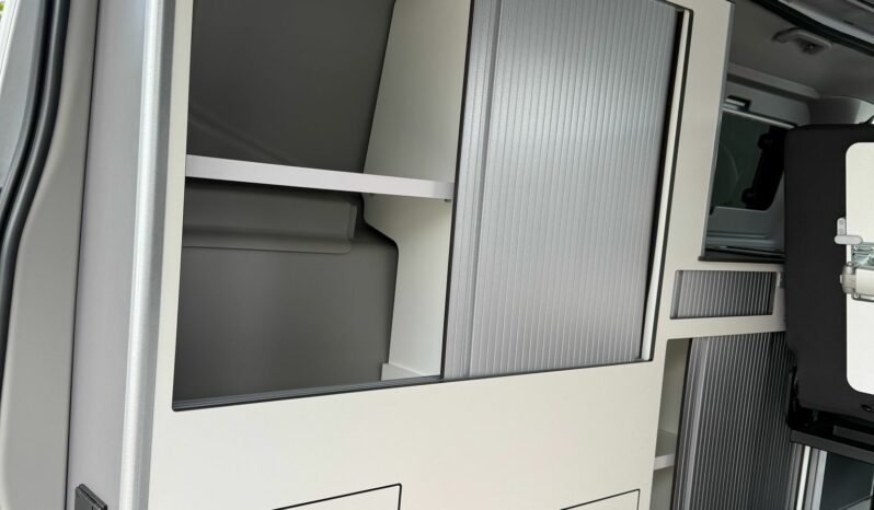 
								FONT VENDOME XCAPE 50 PROMO full									