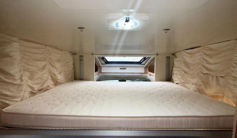 
								GIOTTILINE SIENA 395 USATO 2021 7,4 M GARAGE GRANDE full									