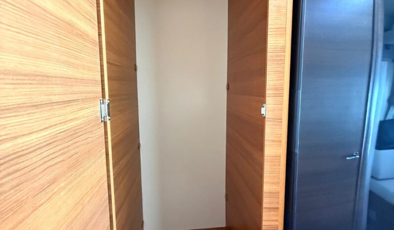 
								ELNAGH BARON 560 USATO ANNO 2020 5 POSTI full									