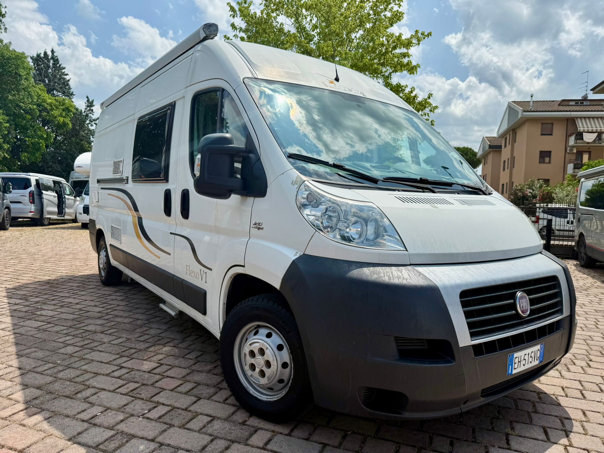 SUNLIVING FLEXO V1 USATO 2011