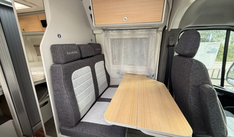 
								FONT VENDOME MASTER VAN XS KM0 full									