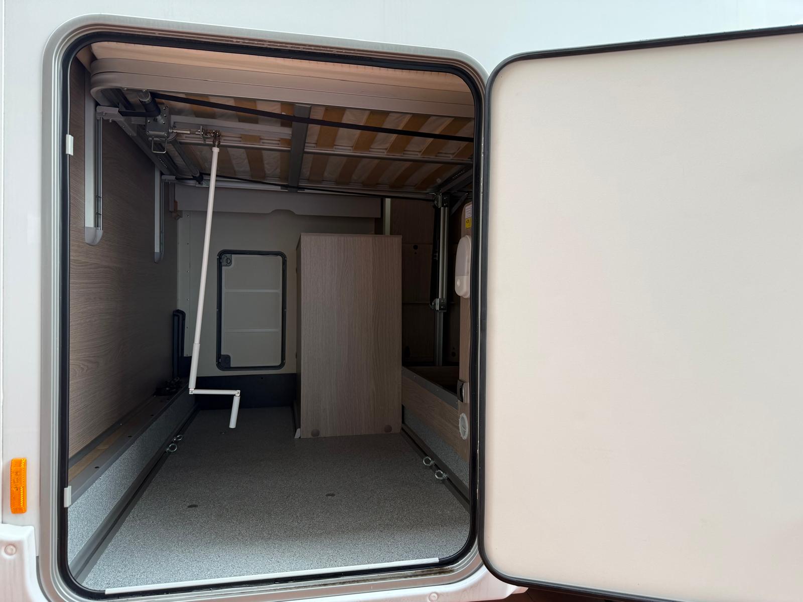 BURSTNER LINEO T 700 LETTO CENTRALE PROMO