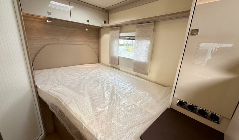 
								BURSTNER NEXXO VAN T569 LETTO ALLA FRANCESE full									