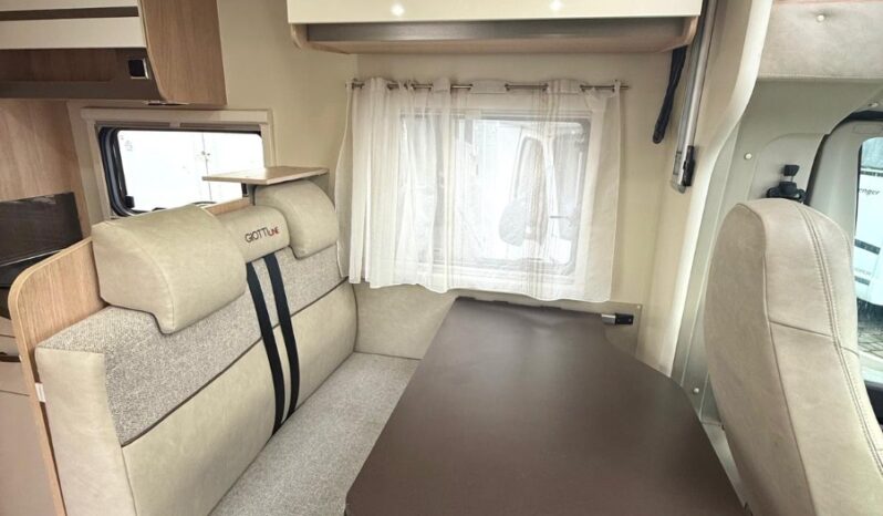 
								GIOTTILINE SIENA 395 USATO 2021 7,4 M GARAGE GRANDE full									