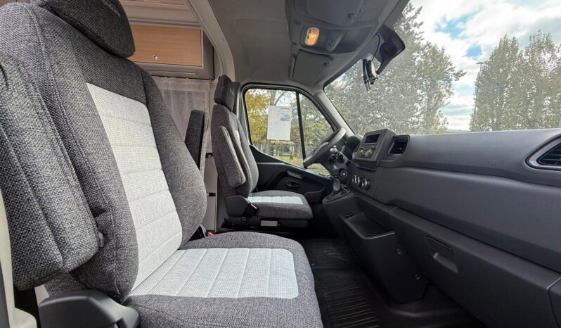 
								FONT VENDOME MASTER VAN XS KM0 full									