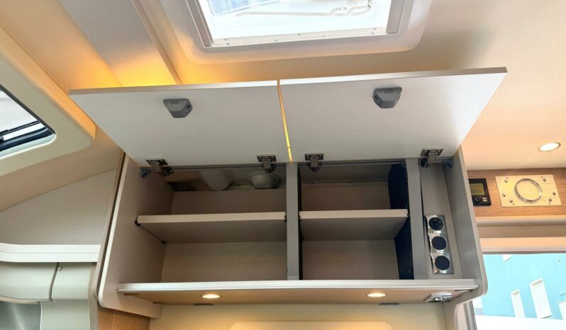 
								BURSTNER LINEO T 700 LETTO CENTRALE PROMO 6,99 M full									