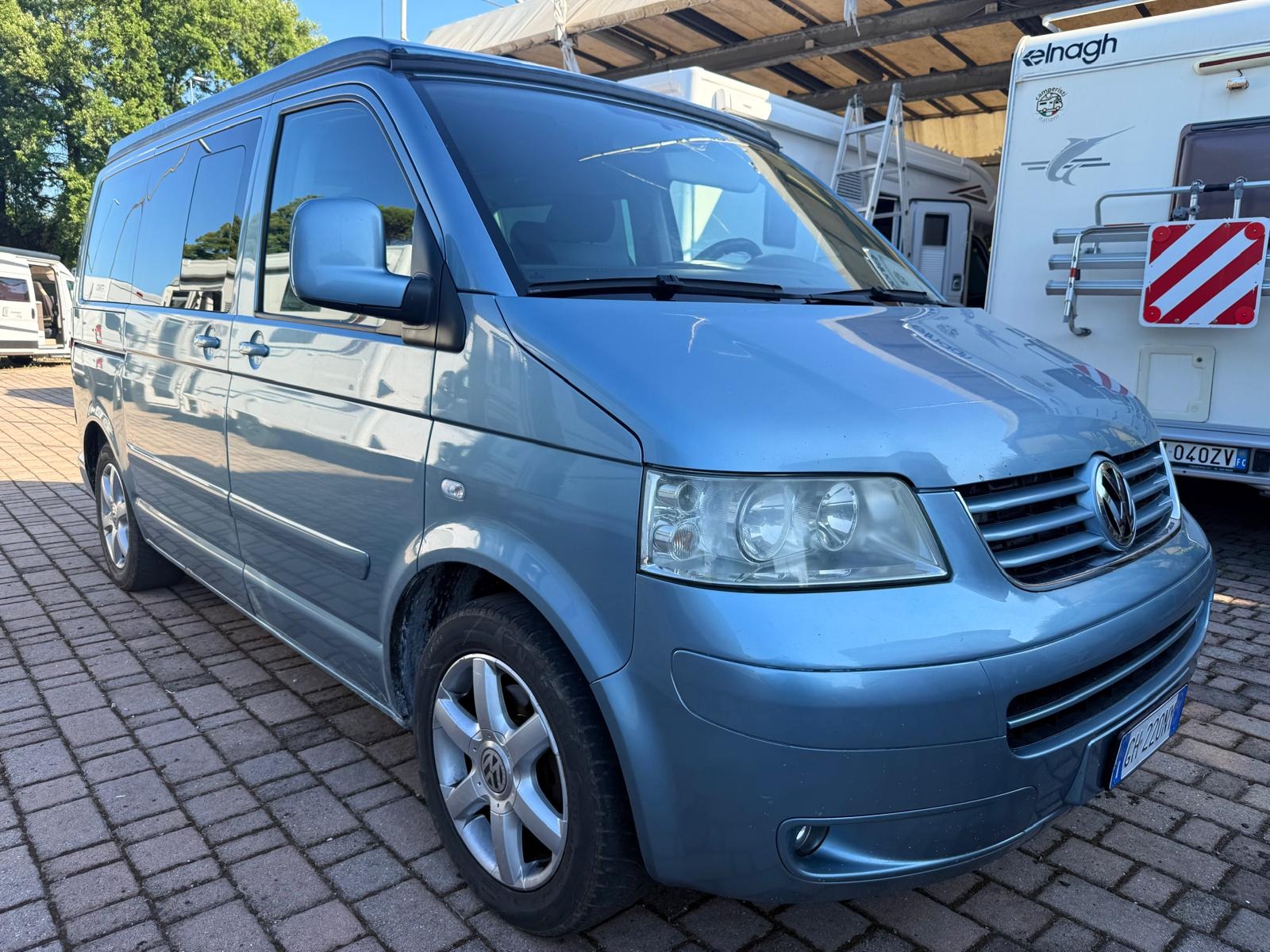 MULTIVAN VOLKSWAGEN ATLANTIS T5