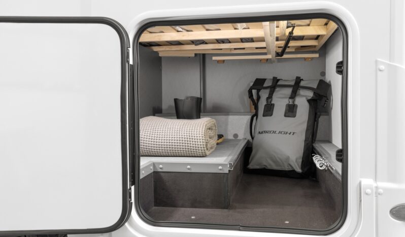 
								ETRUSCO T 5900 FB 5,99 M 4 POSTI LETTO full									