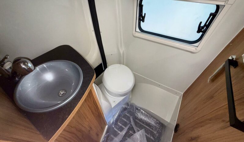 
								FONT VENDOME HORIZON H100 LUNGO 5,4 METRI full									