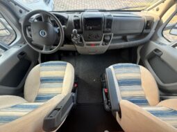 ADRIA CORAL A 640 SK USATO 2007 68000 KM pieno