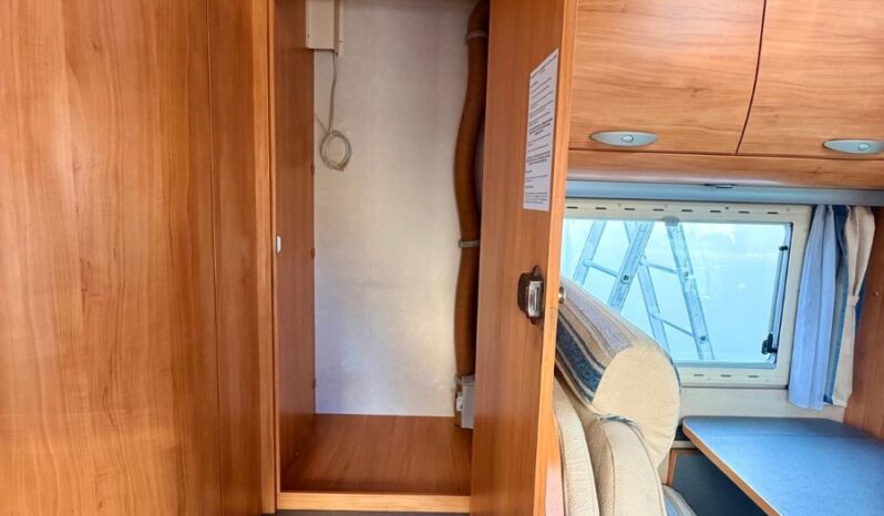 ADRIA CORAL A 640 SK USATO 2007 68000 KM pieno