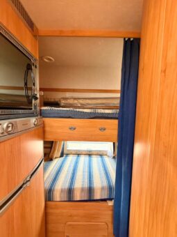 ADRIA CORAL A 640 SK USATO 2007 68000 KM pieno