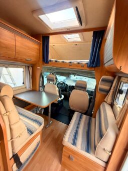 ADRIA CORAL A 640 SK USATO 2007 68000 KM pieno