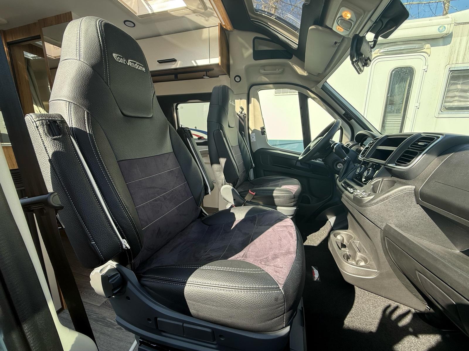 FONT VENDOME HORIZON 107 5,4 M CAMBIO AUTOMATICO