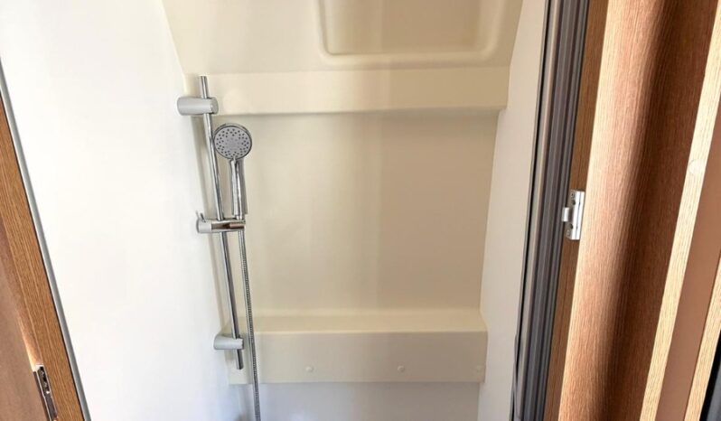 
								GIOTTILINE GIOTTIVAN 60T |5,99 M|BAGNO E DOCCIA SEPARATI full									