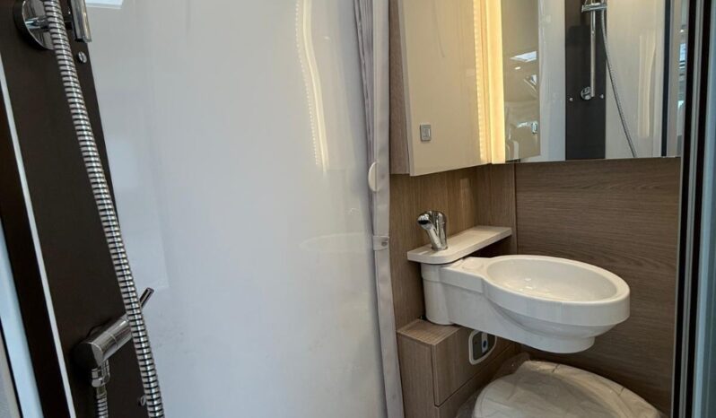 
								BURSTNER NEXXO VAN T569 |5,99 M | COMPATTO full									