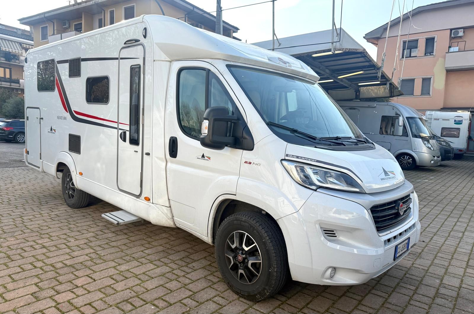 BURSTNER NEXXO VAN T 700 LETTO NAUTICO|COMPATTO