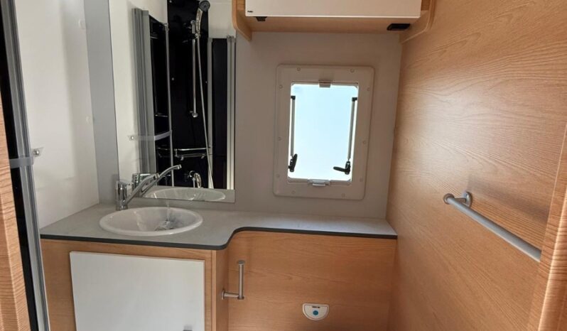 
								GIOTTILINE SIENA 440 5 POSTI VIAGGIO 6 POSTI LETTO full									