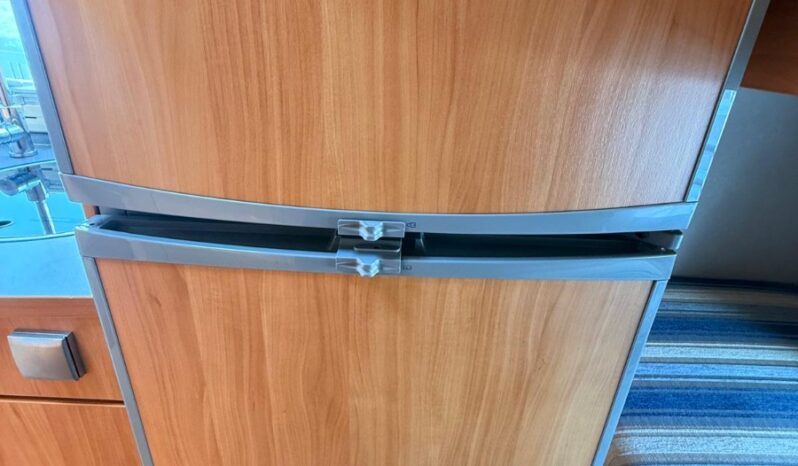 
								ADRIA CORAL A 640 SK USATO 2007 68000 KM full									