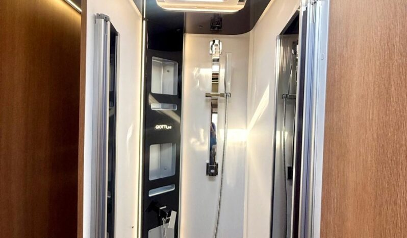 
								GIOTTILINE TOSCAN 69XF|DINETTE FACE TO FACE E BASCULANTE full									