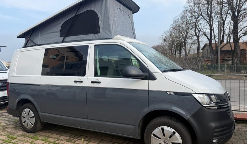 VOLKSWAGEN TRANSPORTER V TEK 4,90 M LUNGHEZZA pieno