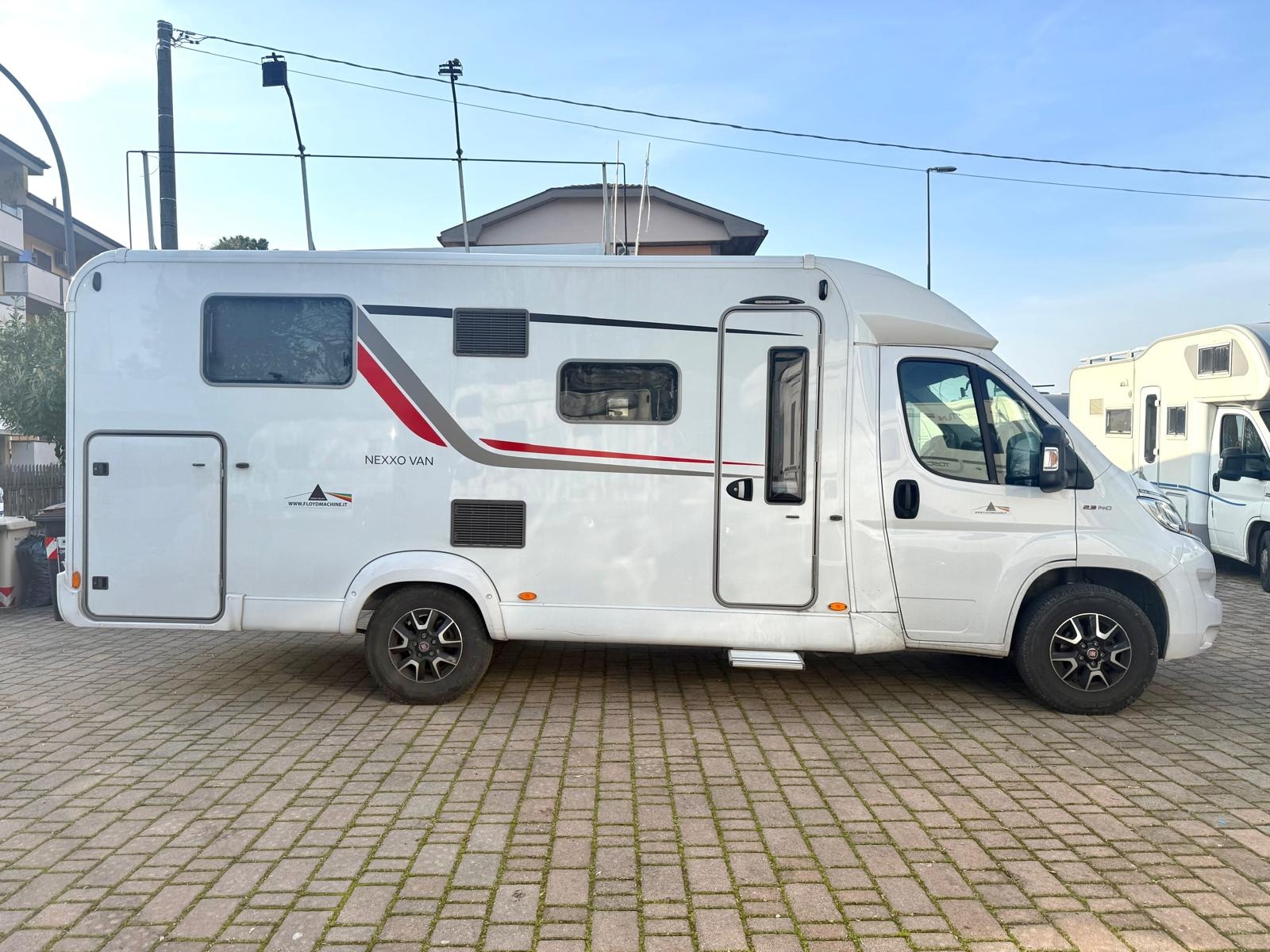 BURSTNER NEXXO VAN T 700 LETTO NAUTICO|COMPATTO
