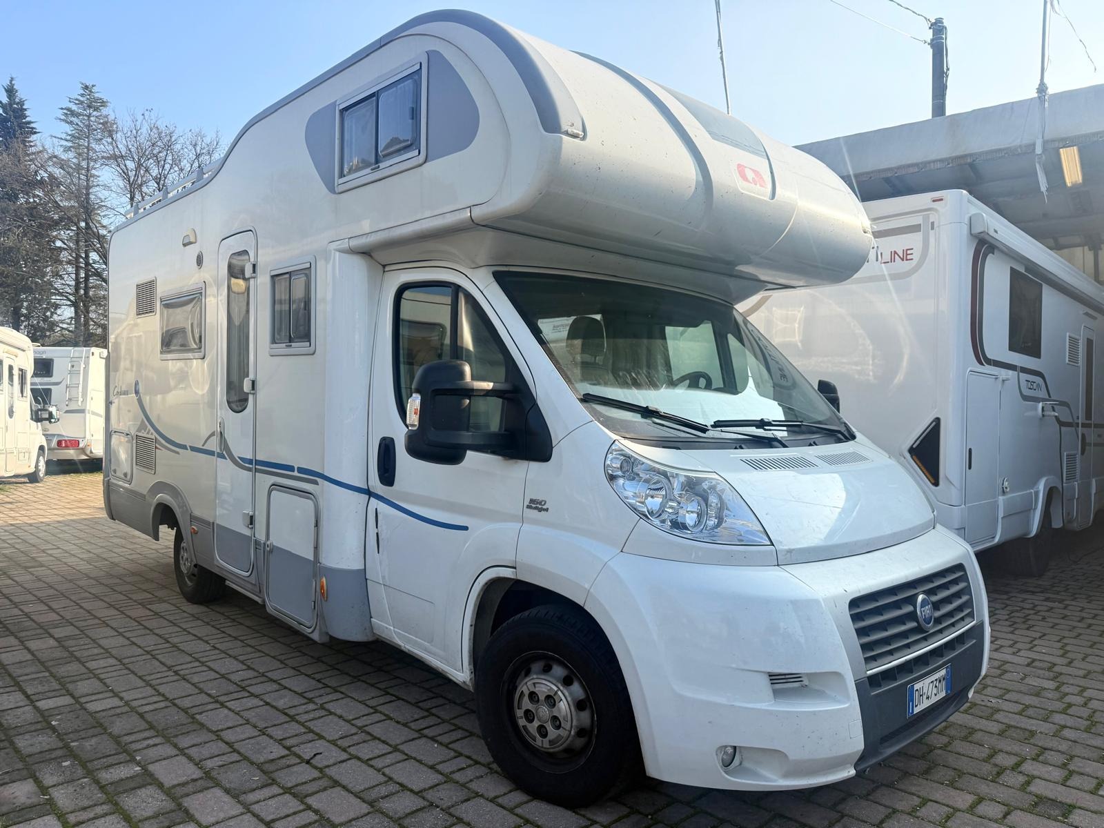 ADRIA CORAL A 640 SK USATO 2007 68000 KM