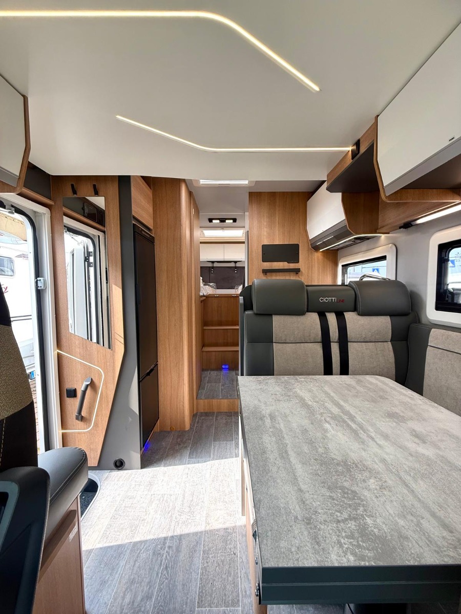 GIOTTILINE TOSCAN 69GC PREMIERE | 5 POSTI | C. AUTOMATICO