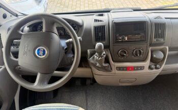 ADRIA CORAL A 640 SK USATO 2007 68000 KM