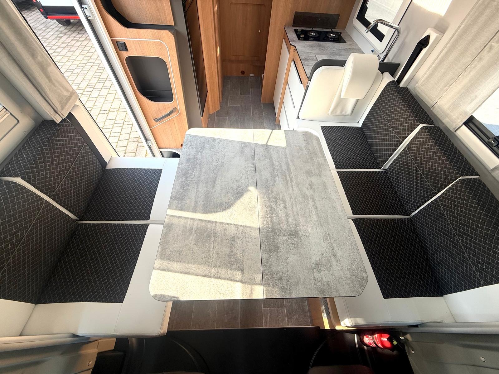 GIOTTILINE TOSCAN 69XF|DINETTE FACE TO FACE E BASCULANTE