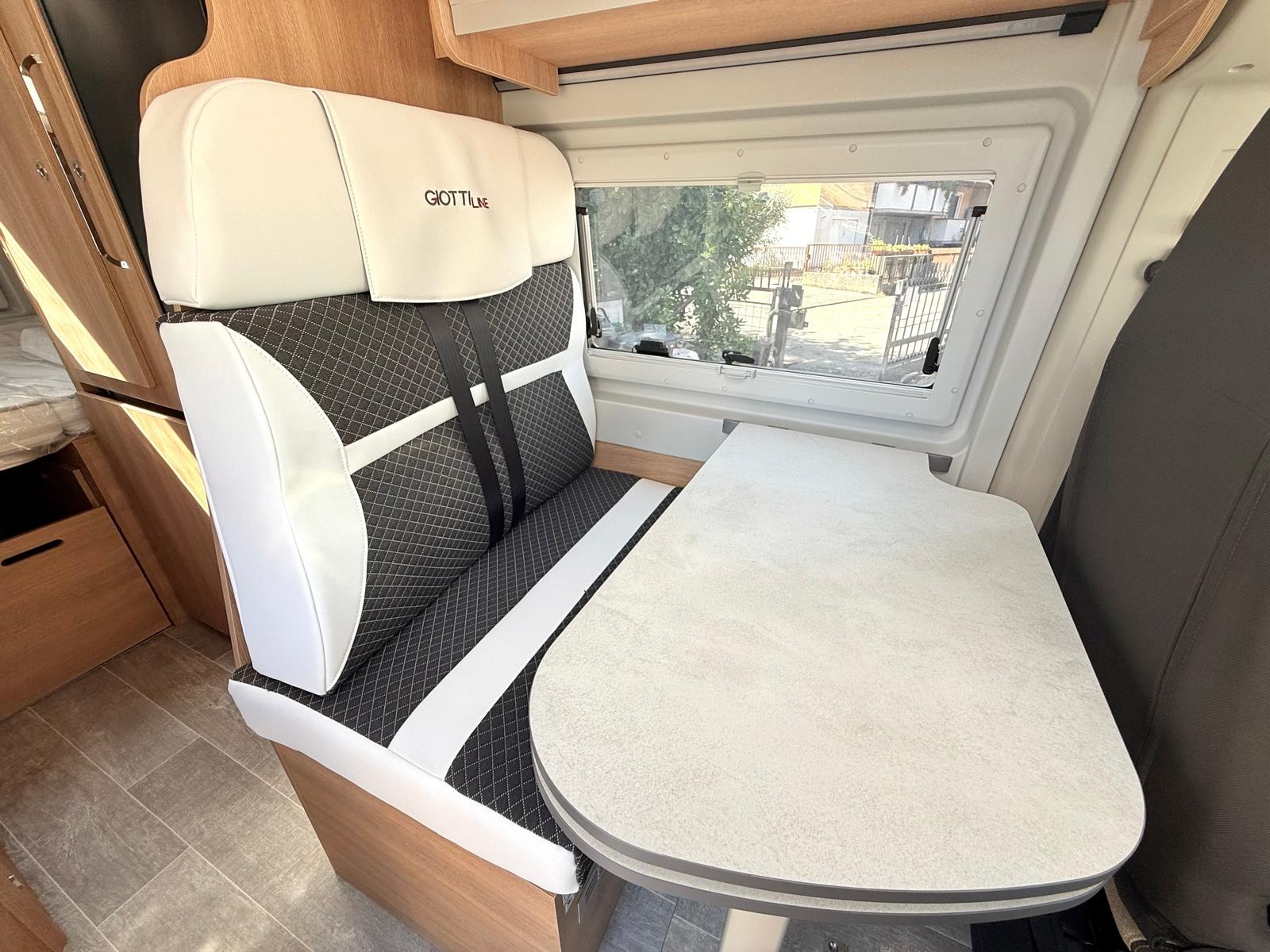 GIOTTILINE GIOTTIVAN 60T |5,99 M|BAGNO E DOCCIA SEPARATI