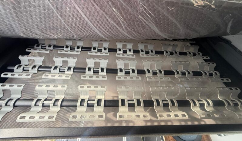 
								VOLKSWAGEN TRANSPORTER V TEK 4,90 M LUNGHEZZA full									