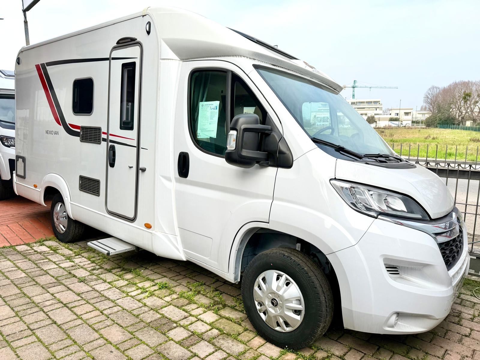 BURSTNER NEXXO VAN T569|5,99 M|COMPATTO