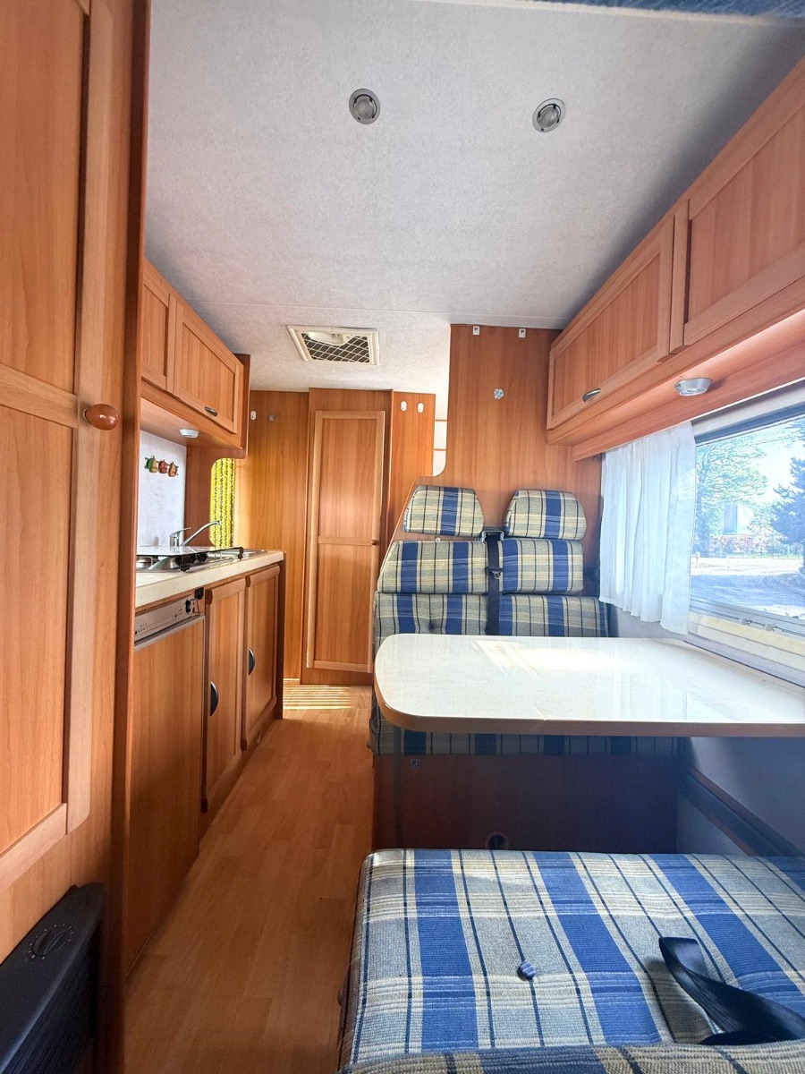 ELNAGH CLIPPER 20 MANSARDATO USATO ANNO 2003