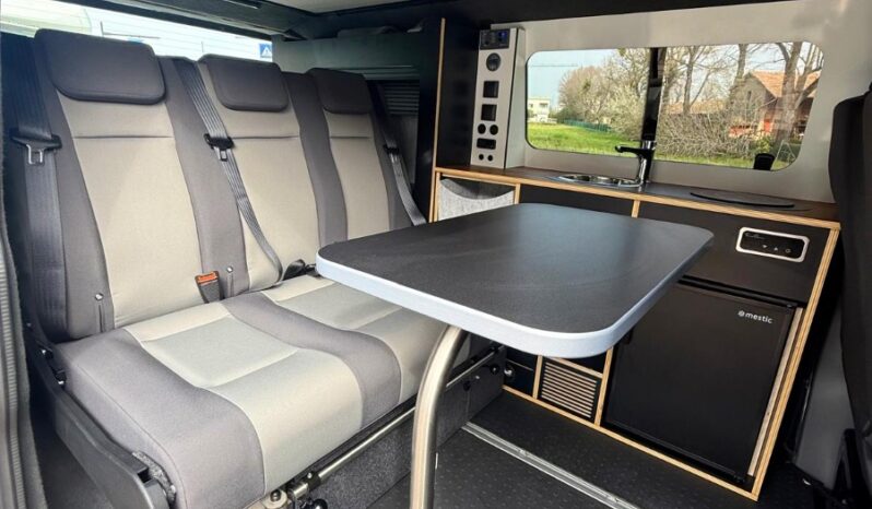 
								VOLKSWAGEN TRANSPORTER V TEK 4,90 M LUNGHEZZA full									